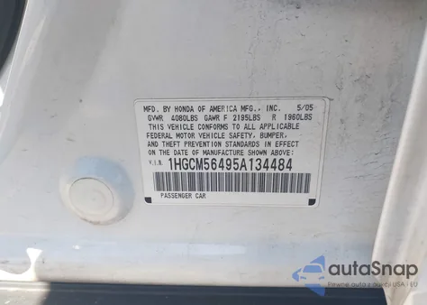 2005 Honda Accord 2.4 Lx z USA, uszkodzony, nr VIN 1HGCM56495A134484